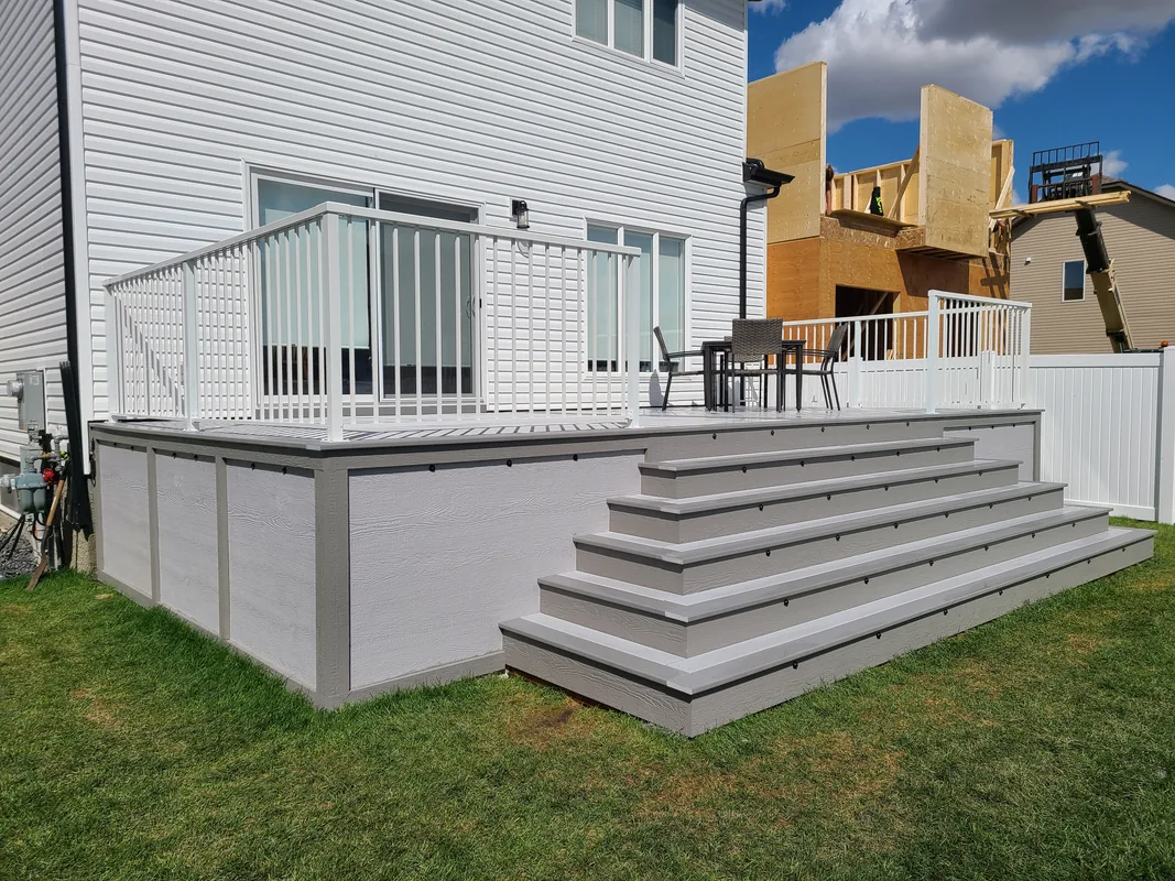 Deck with stairs Saskatoon