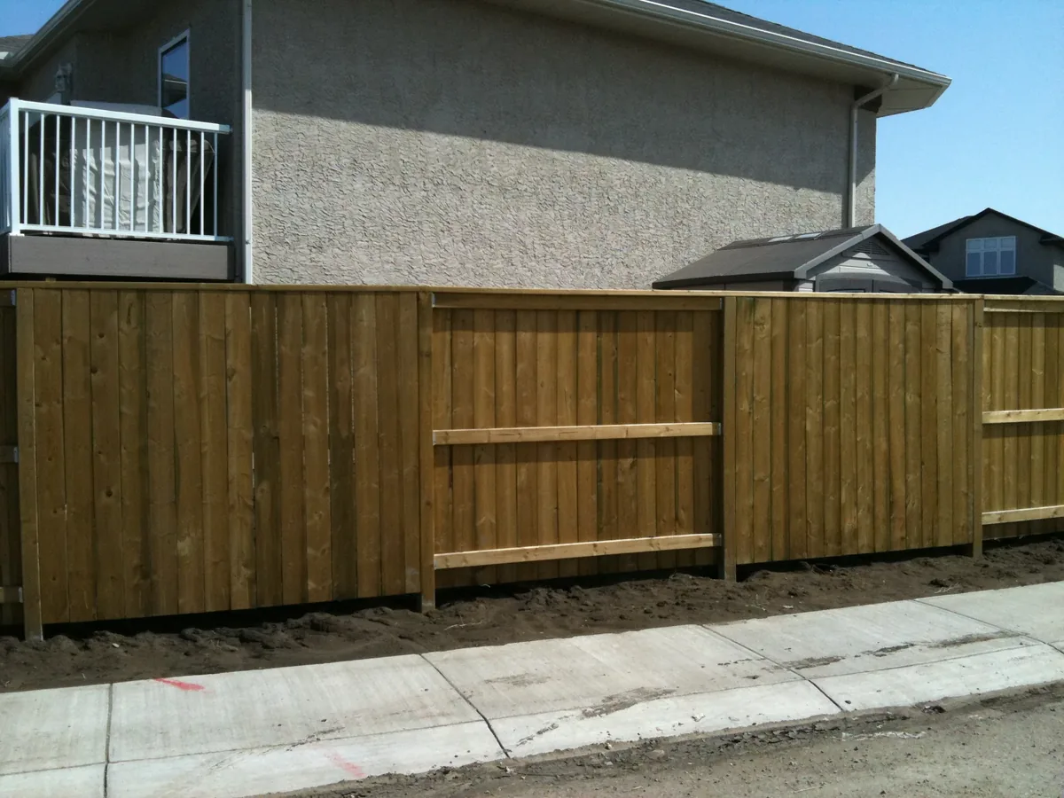 Wood fence with gate Saskatoon new build