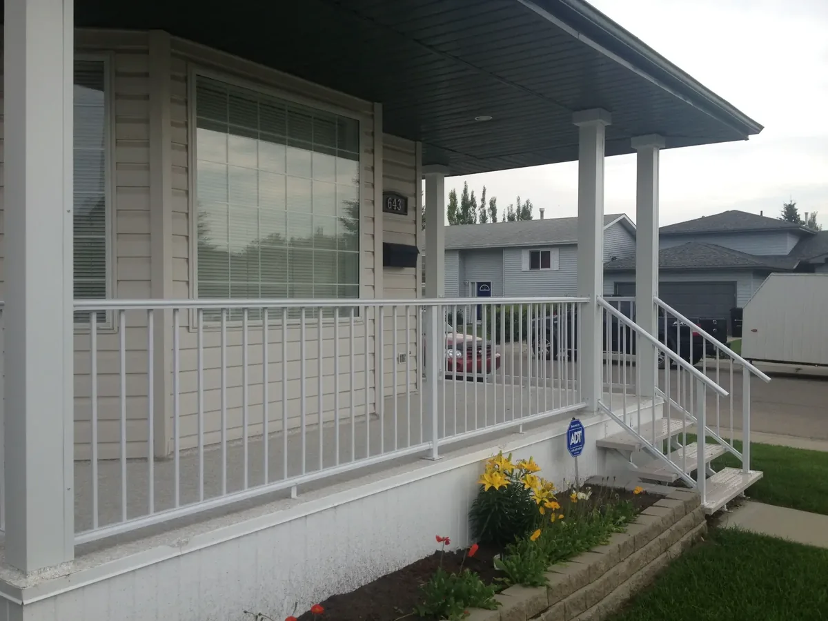 Aluminum railing Saskatoon